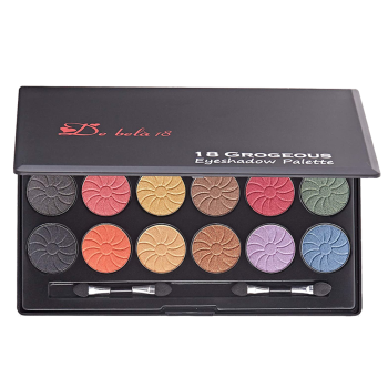 Debela18 -18 Grogeous Eyeshadow Palette